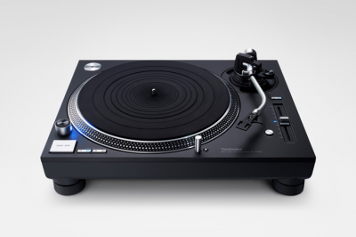 Technics SL-1210GR Direct Drive Turntable