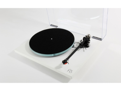 Rega Planar 6 Turntable - P6 with ND5 Cartridge and Neo Power Supply (White)